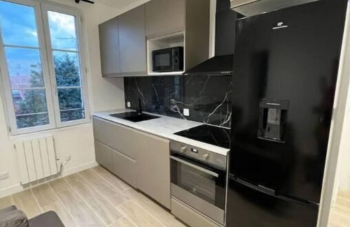 Aubervilliers Apartment | Appartement Contemporain et Lumineux