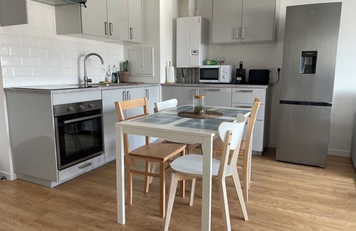 Le Blanc-Mesnil Apartment | Appartement Cosy : Paris/cdg/Parking Prive