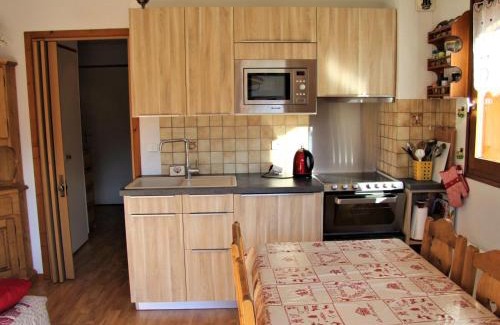 Saint-Jean-de-Sixt Apartment | Appartement cosy avec balcon, parking individuel et WiFi à Saint-Jean-de-Sixt - FR-1-459-165