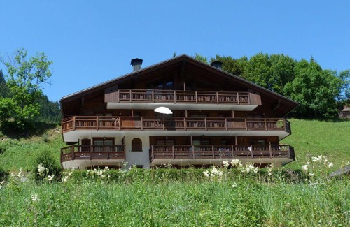 Areches Apartment | Appartement cosy, 4 personnes, 1 chambre, 1 coin montagne - MONTA06