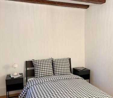 Poincare Apartment | Appartement cosy au centre-ville
