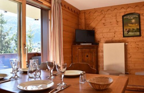 Meribel Village Apartment | Appartement cosy avec piscine, 3 pièces pour 6 personnes à Méribel Village, proche des pistes - FR-1-180-201