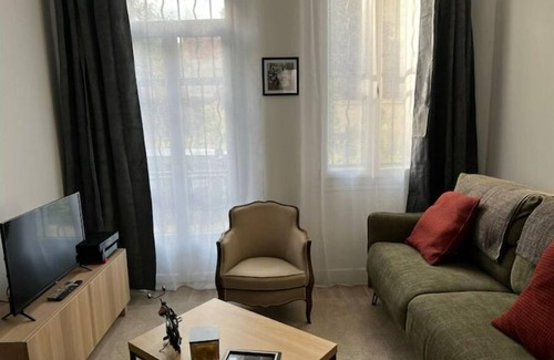 Aubervilliers Apartment | Appartement Cosy et Lumineux "chez Dina et Jérôme"