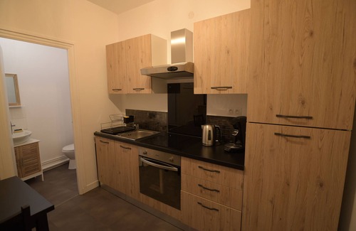 Auxerre Apartment | Appartement Cosy Plein Centre - Espaces Extérieurs Privés