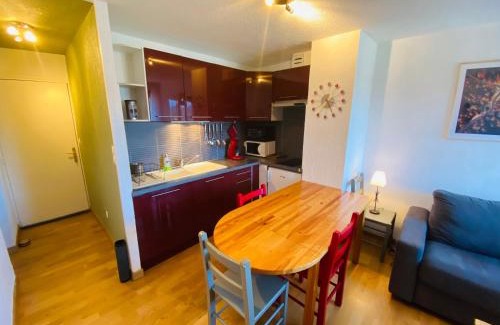 Les Angles Apartment | Appartement cosy proche des pistes avec vue