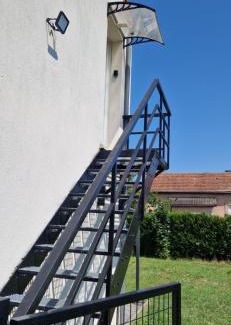 Troyes Apartment | Appartement cosy spacieux parking gratuit en face