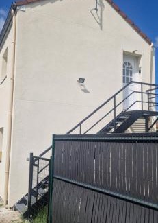 Troyes Apartment | Appartement cosy spacieux parking gratuit en face