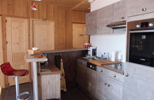 Le Praz de Lys Apartment | Appartement Cosy, Toutes Commodités et ski au Pied de la Résidence Type Chalet