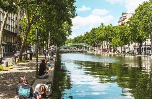 Porte-Saint-Martin Apartment | appartement Cozy Paris Canal St Martin