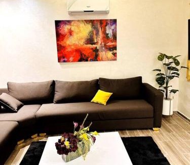 La Ville Haute Apartment | Appartement cozy situé au centre