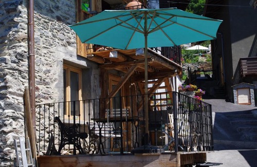 Bozel Apartment | Appartement Dans Chalet de Montagne