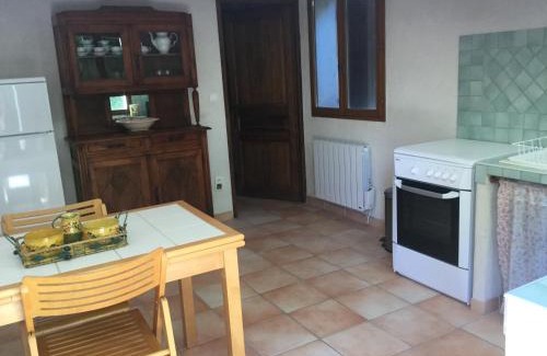 Istres Apartment | Appartement dans un mas provencal