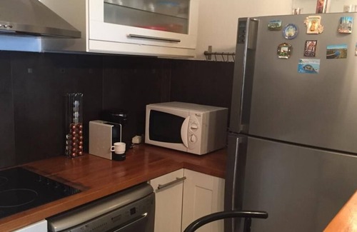 Saint-Hippolyte Apartment | Appartement de 54 m2 , Acces Direct Plage, Climatise