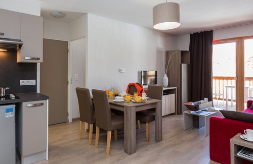 Plagne Villages Condo | Appartement de Montagne Cosy avec Balcon + Wi-Fi