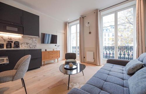 Strasbourg -Saint-Denis Apartment | Appartement de luxe dans le centre de Paris 2-4p