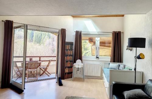 Saint-Jean-dʼAulps Apartment | APPARTEMENT DUPLEX SPACIEUX -SAINT JEAN D'AULPS STATION-PROCHE MORZINE - 6-8 pers-RELAIS D7