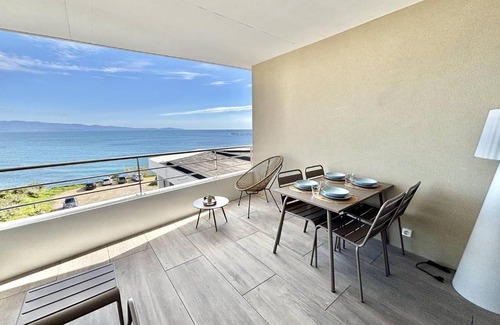 Ajaccio Apartment | Appartement Eden B sanguinaires vue mer avec piscine résidence