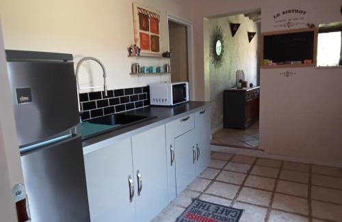 Roussillon Apartment | Appartement en campagne au coeur du luberon