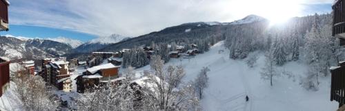 La Perriere Apartment | Appartement en résidence skis aux pieds avec sauna