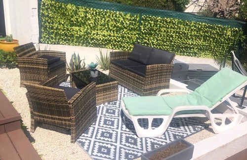 La Colle-sur-Loup Apartment | Appartement en rez de Jardin Avec Piscine Privée , Terrasses et Solarium
