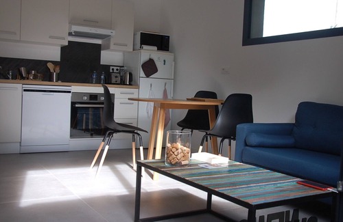 Saubrigues Apartment | Appartement en RDC à Saubrigues