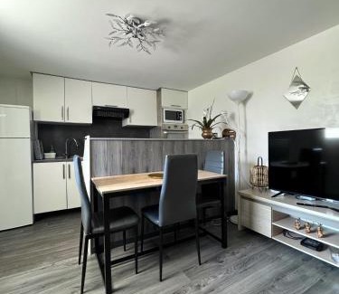Seynod Apartment | Appartement esprit jeune