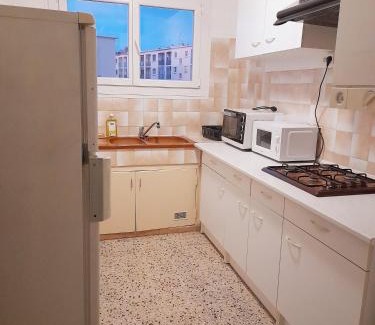 Bas-Vernet Apartment | Appartement F3 avec balcon