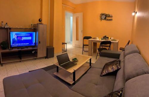Montlucon Apartment | Appartement familiale et conviviale 2 chambres à Montlucon - 250m hopital