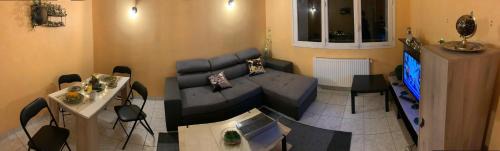 Montlucon Apartment | Appartement familiale et conviviale 2 chambres à Montlucon - 250m hopital