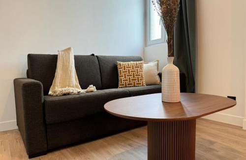 Republique–Point-du-Jour Apartment | Appartement Bien Équipé dans un Quartier Prisé