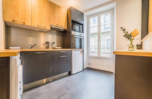 Brive-la-Gaillarde Apartment | ★ Appartement ★ Contemporain ★ Coloré