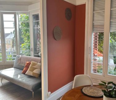 Charleville-Mezieres Apartment | Appartement lumineux et spacieux