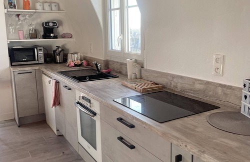 Lion-sur-Mer Apartment | Appartement Duplex en Bord de mer Avec vue su mer