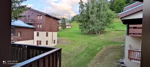 Montchavin Apartment | Appartement 1chambre Montchavin draps et serviettes non fournis