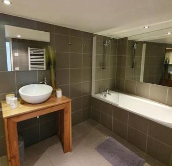 Sainte-Foy-Tarentaise Apartment | Appartement Gentiane de 85m2 avec sauna à 10 min des pistes