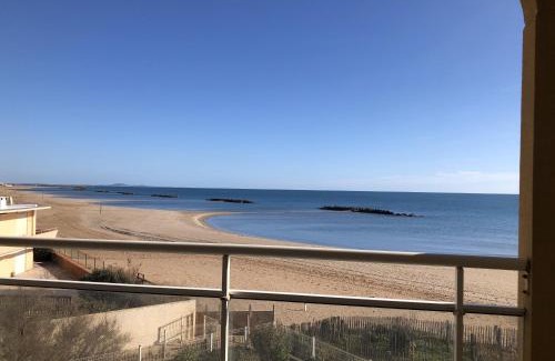 Valras-Plage Apartment | Appartement Front de mer