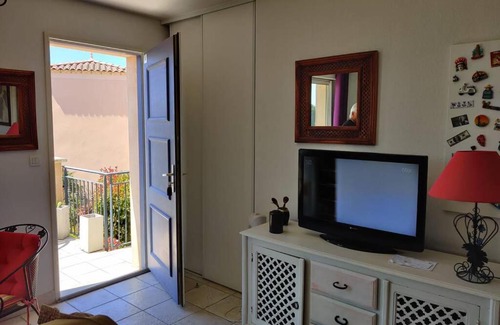 Beziers Apartment | Appartement Golf Saint Thomas - Belle résidence