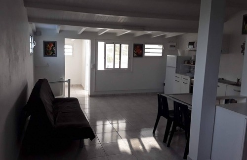 Damencourt House | Appartement Haut de Villa