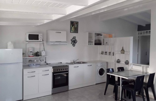 Damencourt House | Appartement Haut de Villa