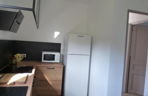 Frejus Apartment | Appartement indépendant dans villa, entre Fréjus et St Raphaël