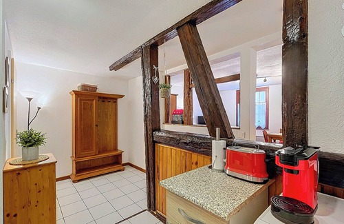 Riquewihr Apartment | Appartement Jeannala, Alsatian immersion in authentic Riquewihr