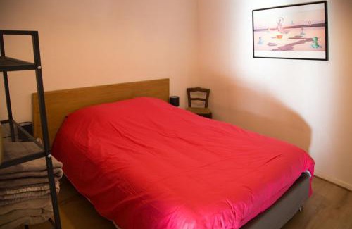 Petite-France Apartment | Appartement Le bain aux plantes