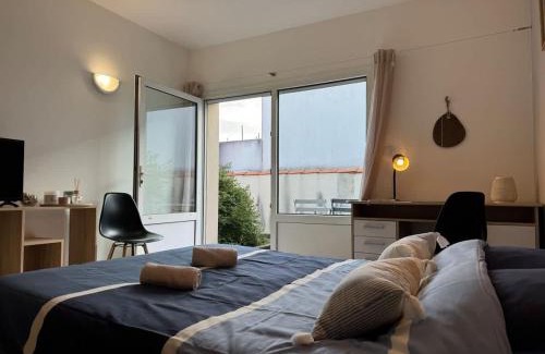 Aytre Apartment | Appartement Les vagues dorées - Résidence Kiwi