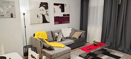 Mons-en-Baroeul Apartment | Appartement Lille WIFI Parking by Servallgroup