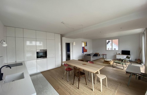 Ahetze Apartment | Appartement Lumineux Entre Océan et Campagne Basque - Jardin Privatif