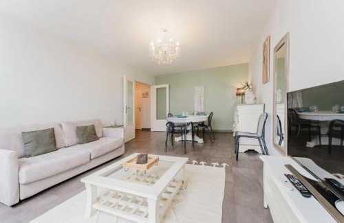 La Madeleine Apartment | Appartement Lumineux 2 chambres avec parking