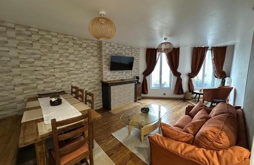 Chalon-sur-Saone Apartment | Appartement luxueux 2 chambre CENTRE VILLE Langkawi