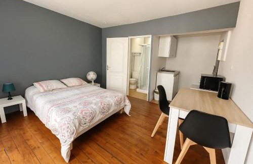 Meaux Apartment | Appartement M2- Centre ville Meaux-Gare-Disney