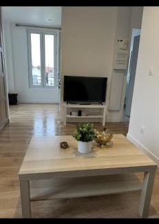 Chatillon Apartment | Appartement Moderne et Chic