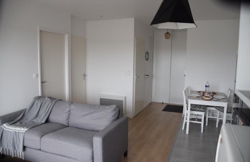 Notre-Dame-de-Monts Apartment | Appartement neuf T2 avec balcon en centre ville à 800 m de la plage